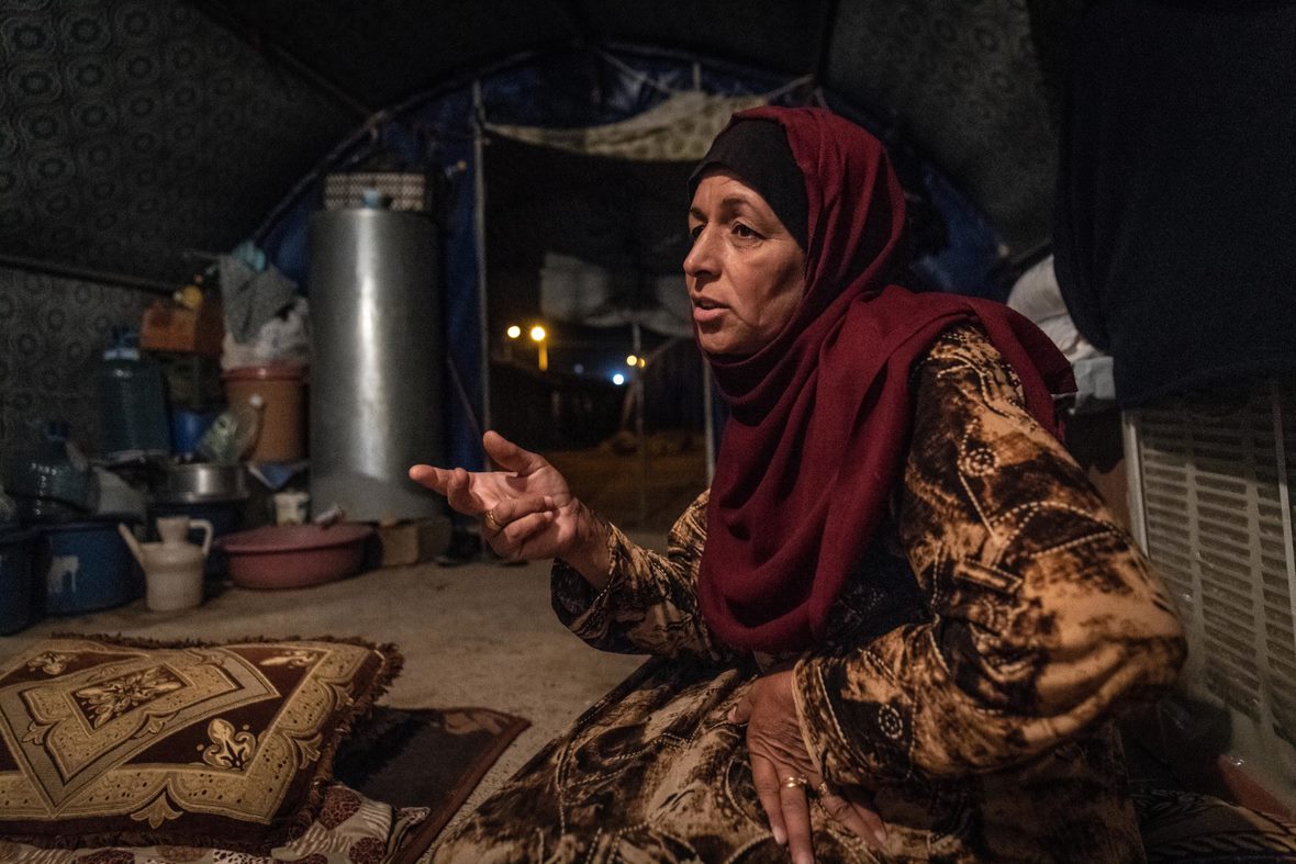 Iraq woman sitting