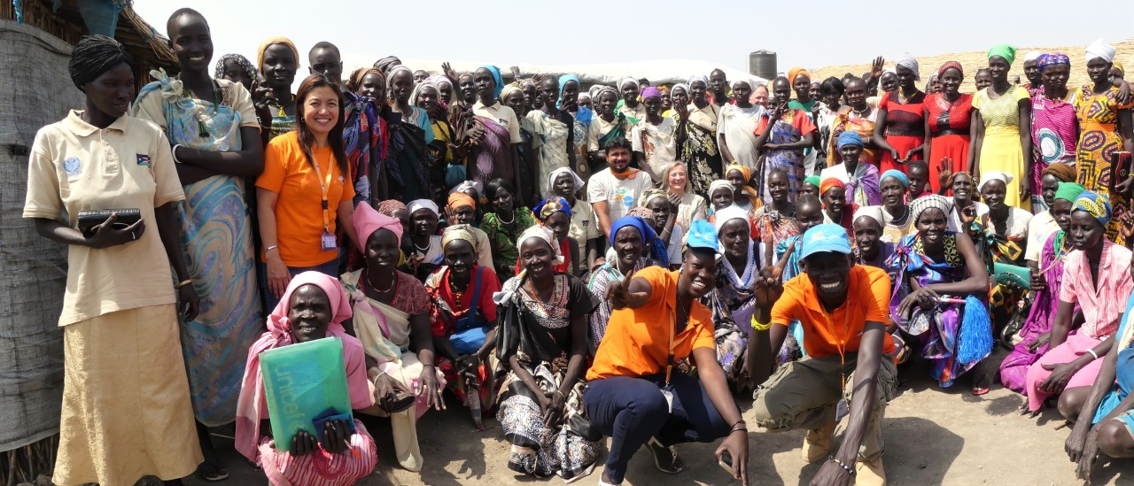 Women peacekeepers in South Sudan with NP staff 